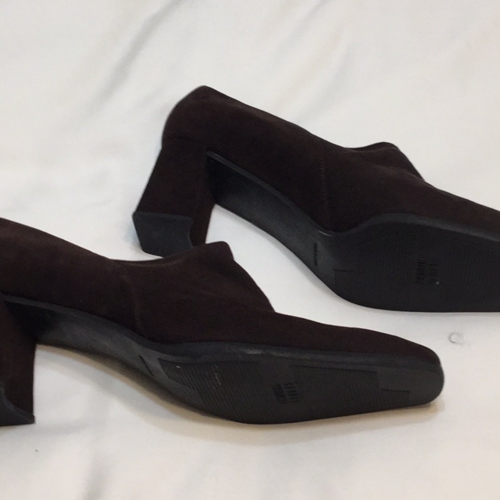 NWOT..Stuart Weitzman suede boot - Picture 7 of 8